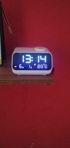 Customer photo review of Radio réveil moderne