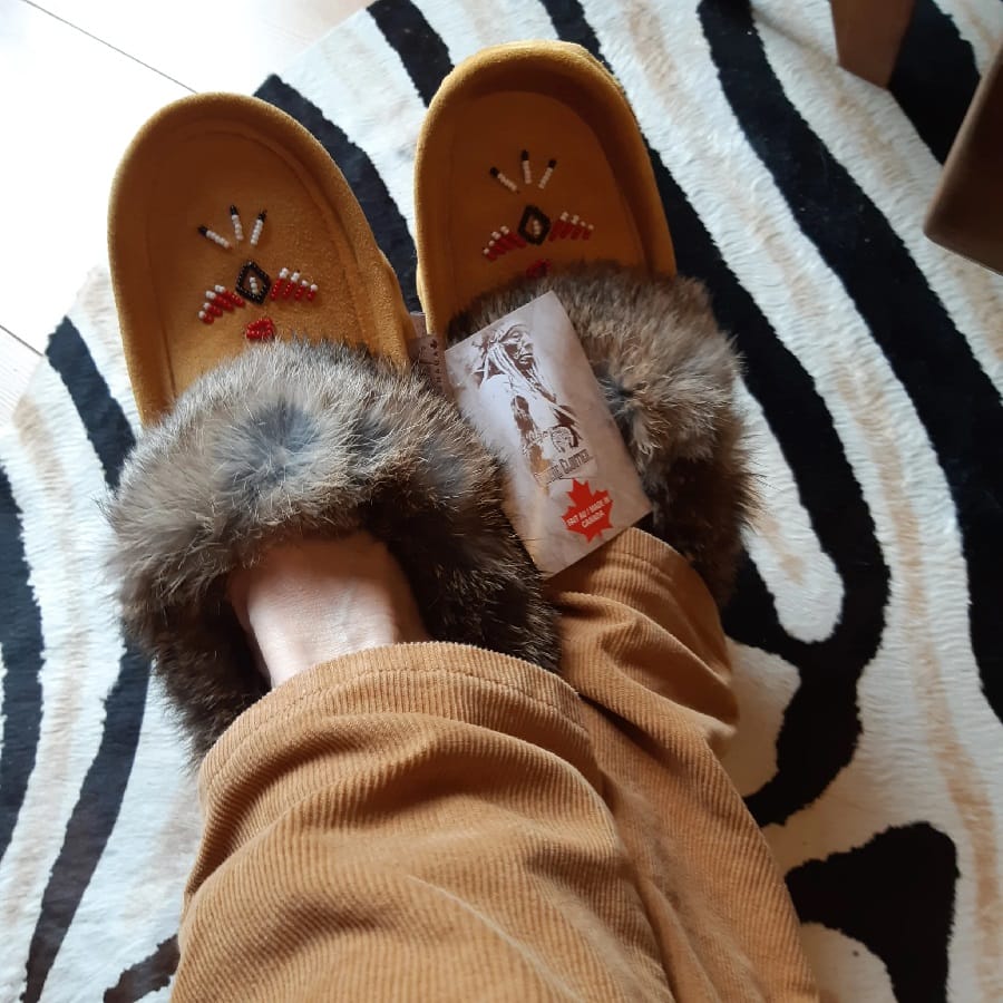 Customer photo review of Women's Rabbit Fur Thunderbird Beaded Moccasins