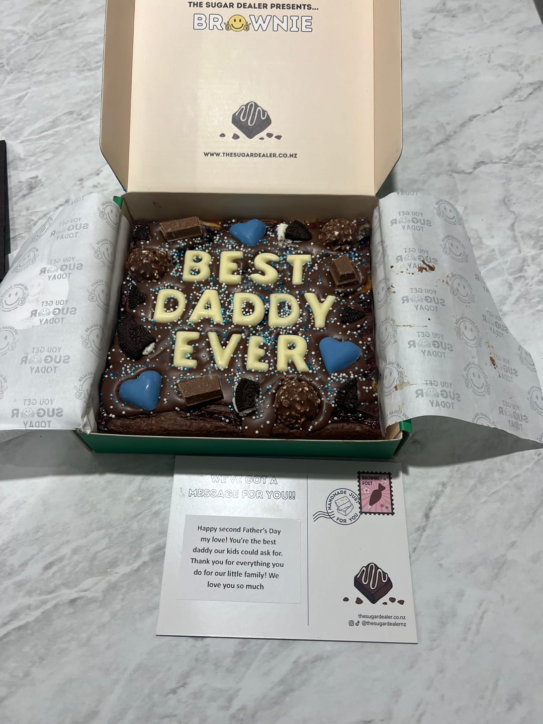 Customer photo review of Custom message fathers day brownie