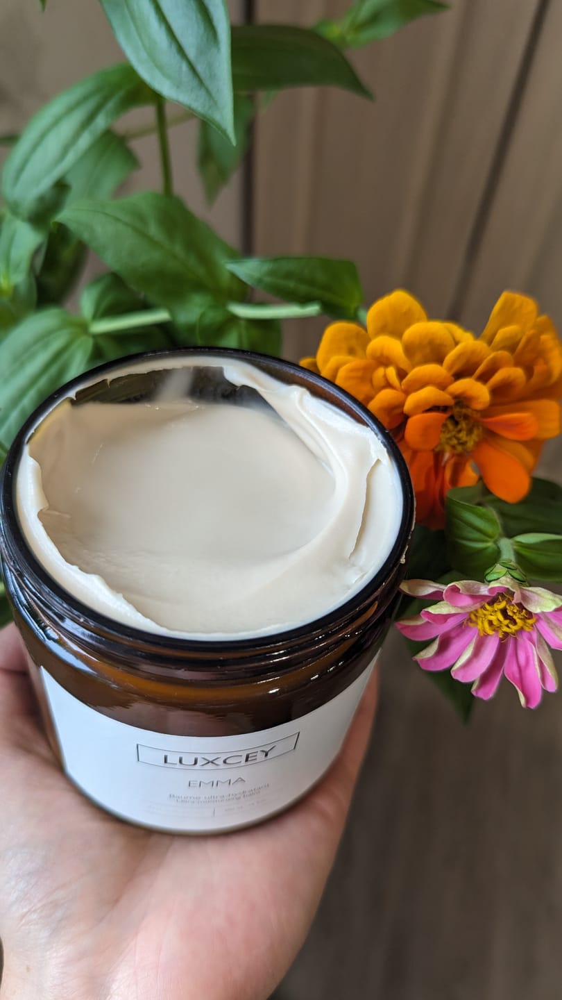Customer photo review of Emma - Ultra-moisturizing body balm
