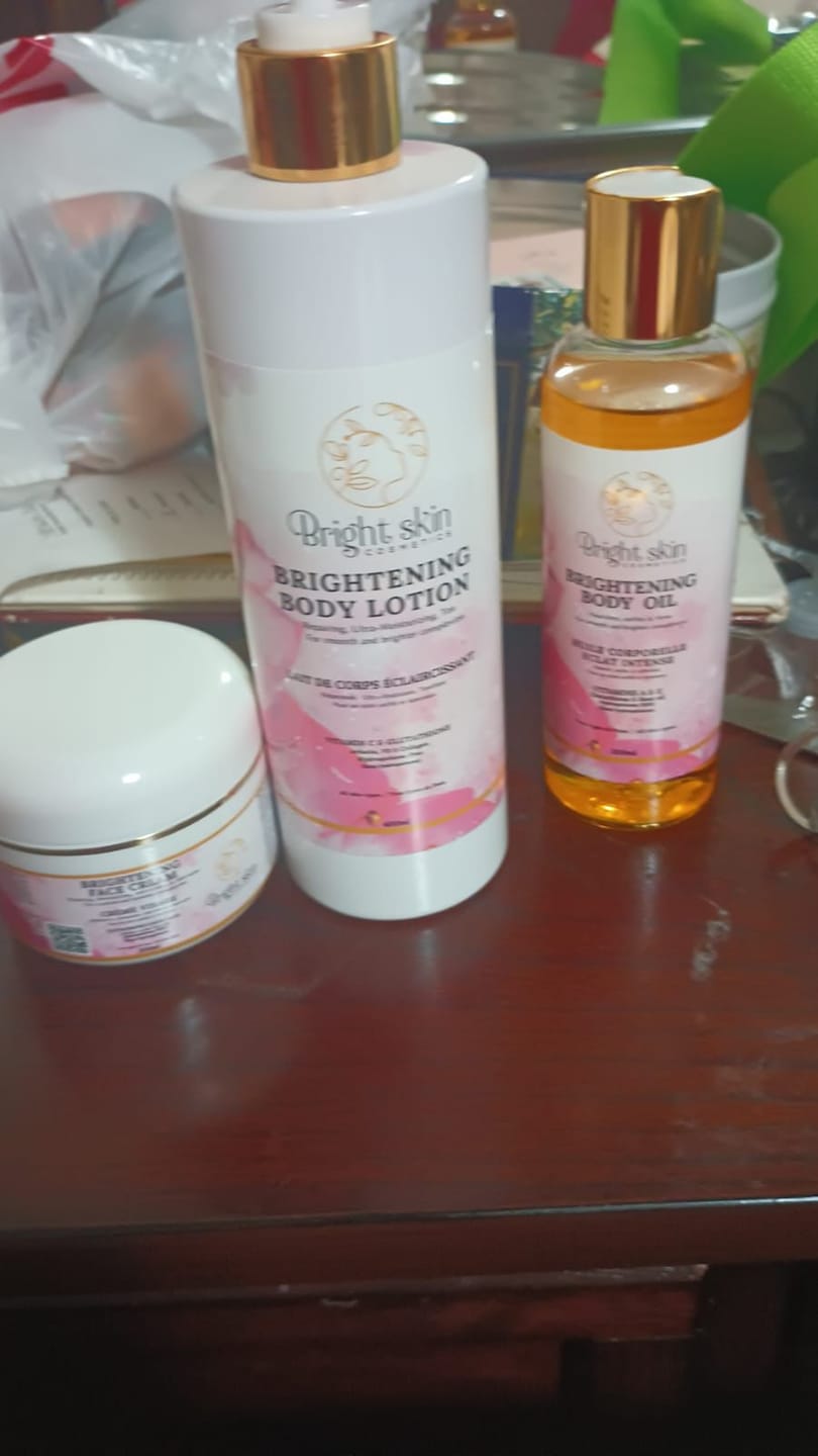 Customer photo review of Brightening face cream