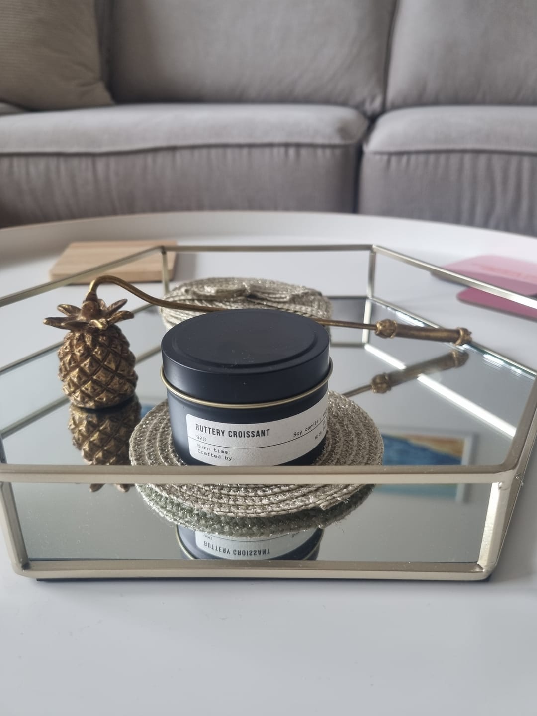 Customer photo review of Buttery Croissant Candle