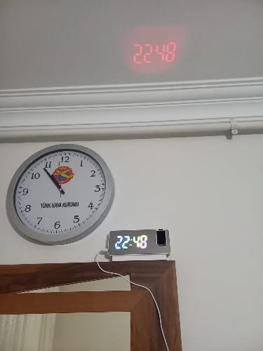 Customer photo review of Réveil matin projecteur