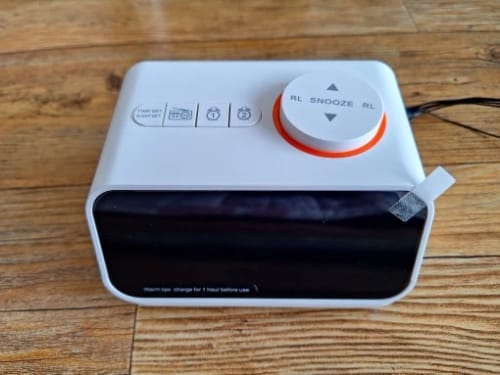 Customer photo review of Radio réveil moderne