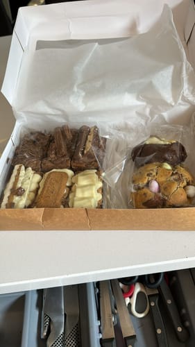 Customer photo review of The Baked by Bean ‘Mixed box’