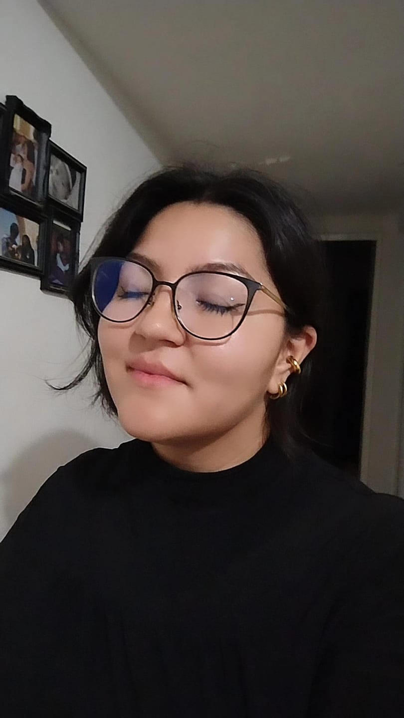 Customer photo review of Chunky Ear Cuff