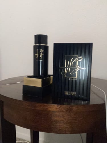 Customer photo review of HS Perfume for Unisex EAU De Parfum Spray, 3.8 Ounce by Heaven Scents