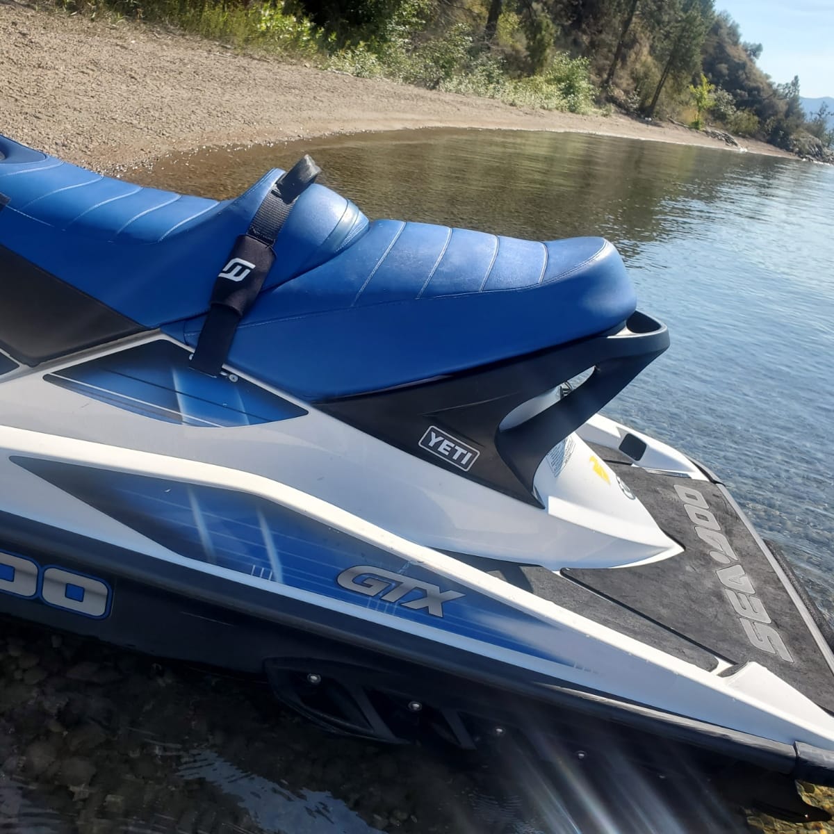 Customer photo review of JET TECH SEAT STRAPS & HANDLE