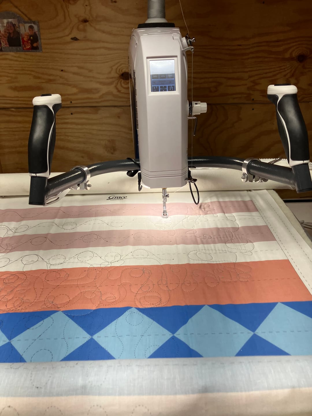Customer photo review of Q'nique 16X Longarm Quilting Machine, Grace Company