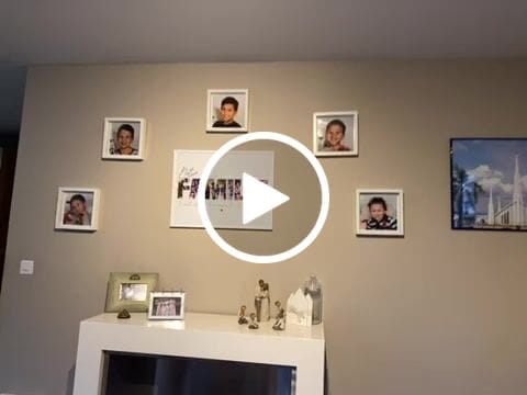 Customer video review of Famille Lettres - Affiche personnalisée