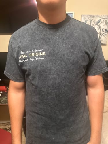 Customer photo review of 'Roses' Select Tee
