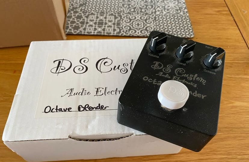 Customer photo review of DS Custom Octave Blender Octave Fuzz (Prescription Electronics C.O.B. Clone)