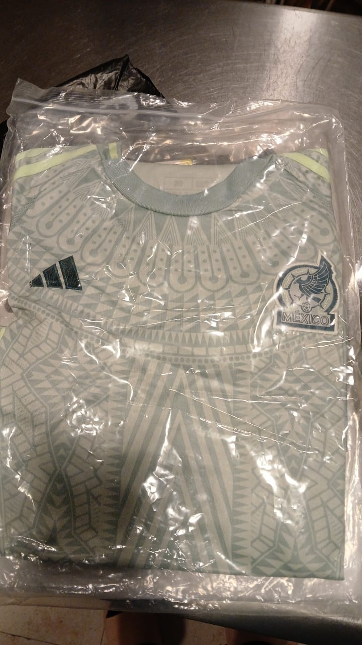 Customer photo review of Conjunto Mexico - Copa America 2024