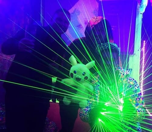 Customer photo review of LITLAMP™  Red & Green Laser Gloves
