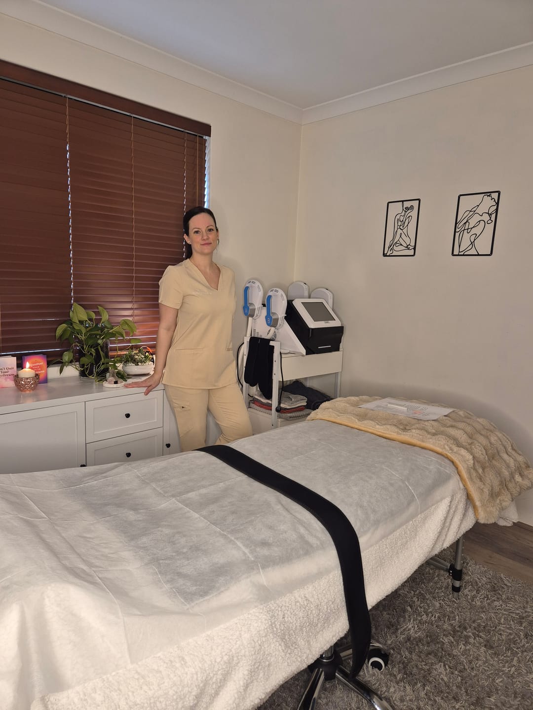 Customer photo review of LUCY Jogger Scrub Pants (Original SLTECH™ fabric) - Soft Beige