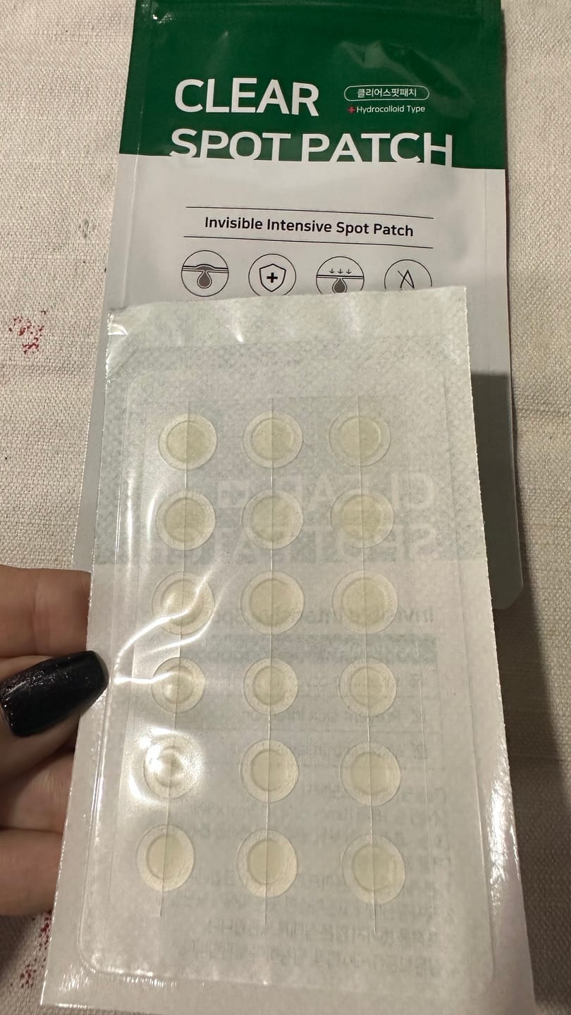 Customer photo review of SOME BY MI 30 Days Miracle Clear Spot Patch (18 parches)