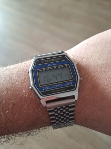 Customer photo review of Reloj Elektronika "Melodiya - мелодия" 77A #1159 Made in Belarus
