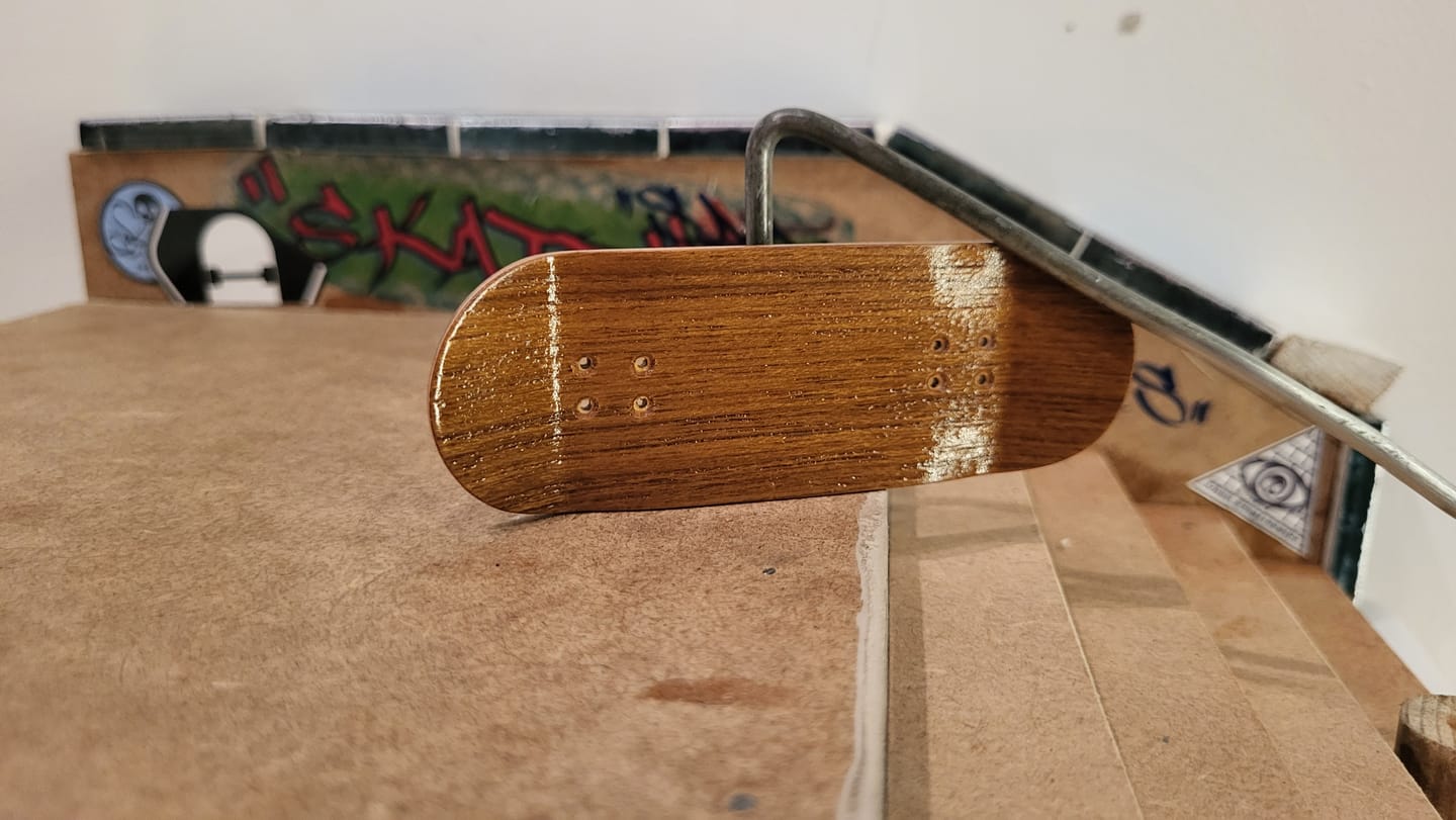 Customer photo review of Fingerskateboard Construction Kit - for Experts