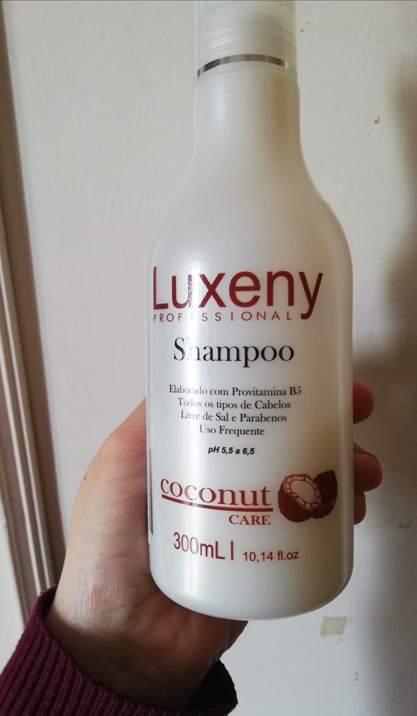 Customer photo review of Shampoo Vegano Coconut 300 ml