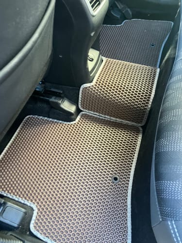 Customer photo review of Dywaniki samochodowe na zamówienie - Przód i tył