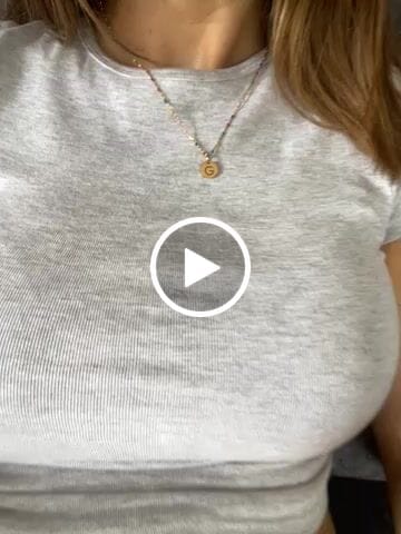 Customer video review of Collar Letras ABC
