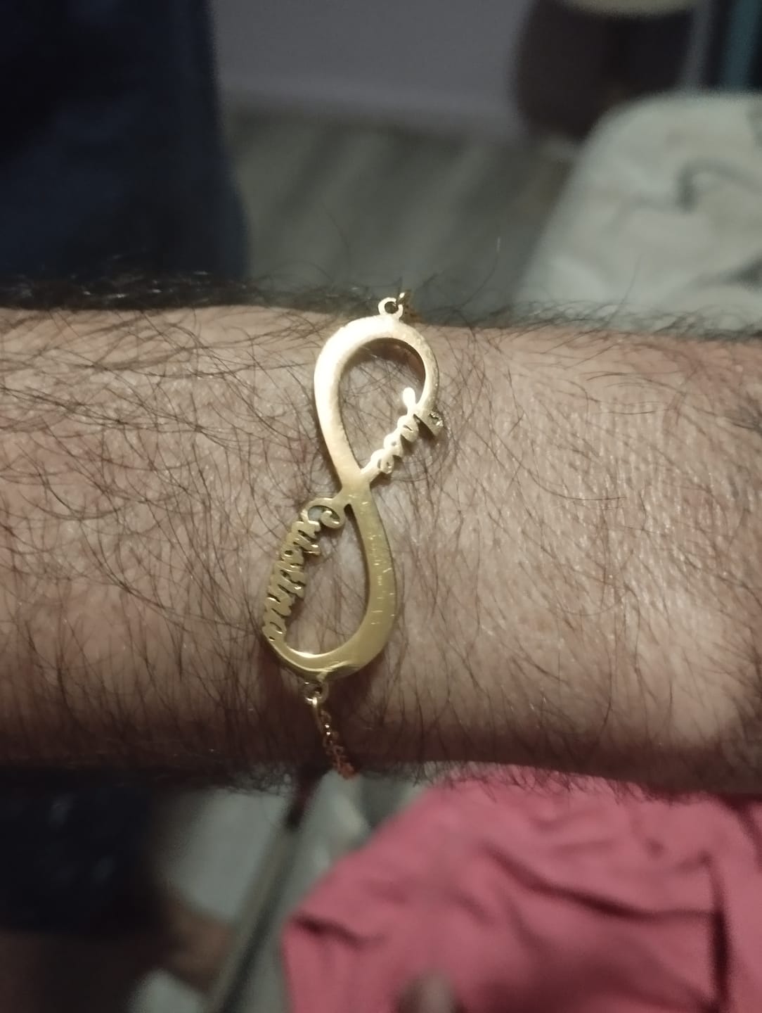 Customer photo review of Pulsera con nombre infinito