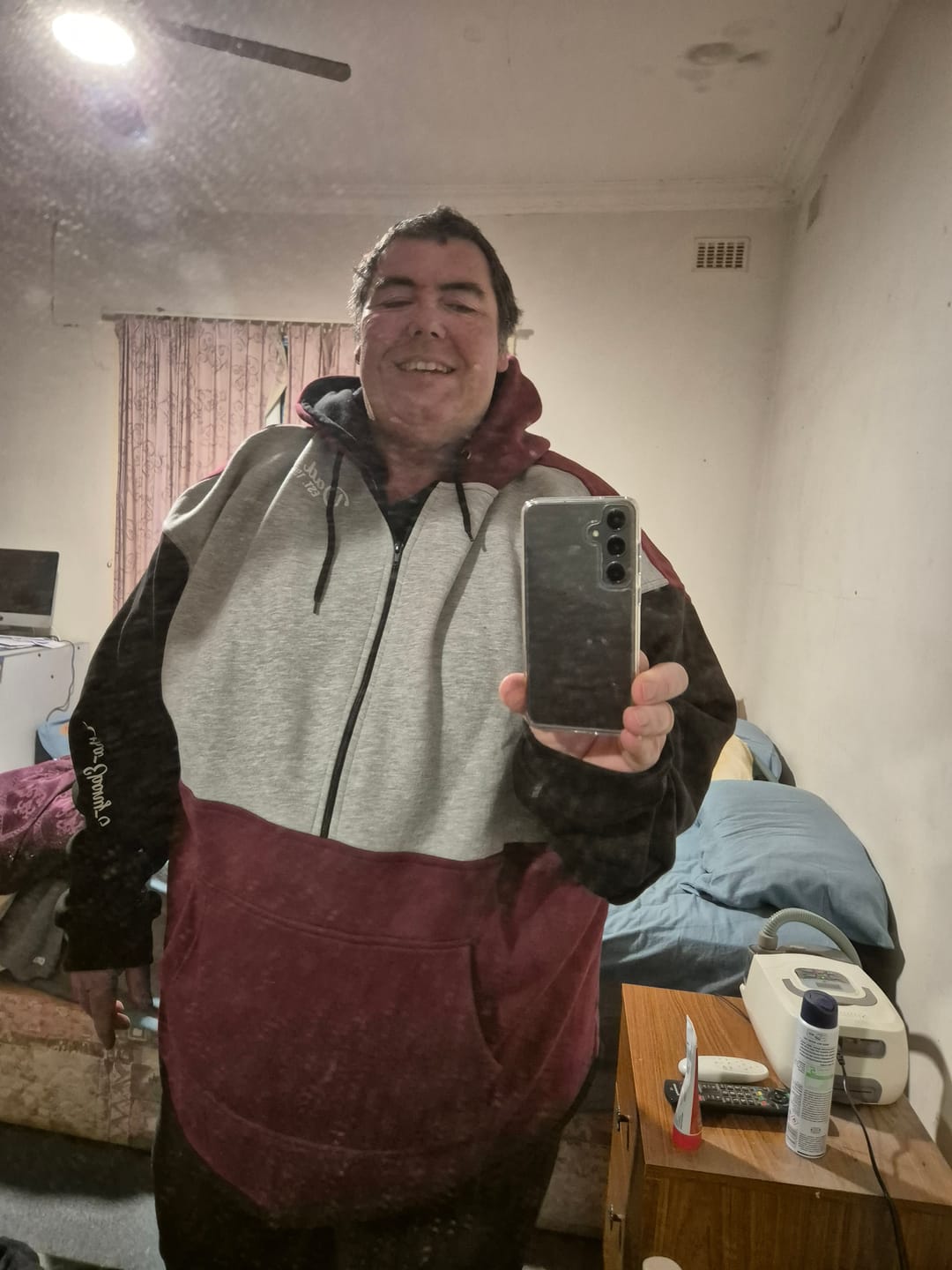 Customer photo review of Dad's Day Gift Box | Hoody & Stubby Holder