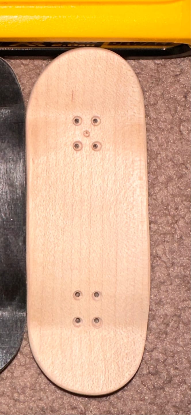 Customer photo review of Fingerskateboard Construction Kit - for Experts
