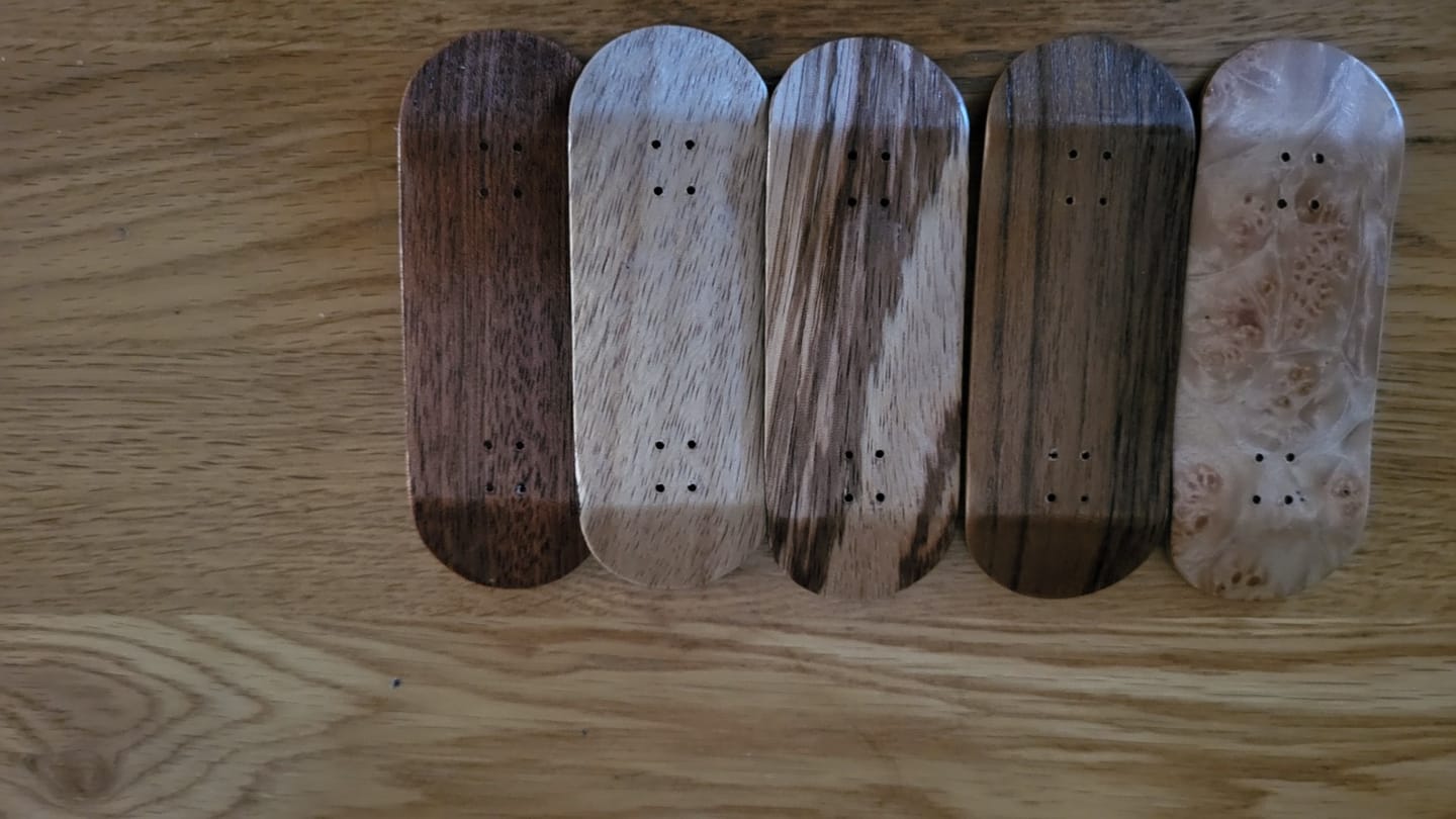 Customer photo review of Special Fingerboard Veneer - 6 Boards