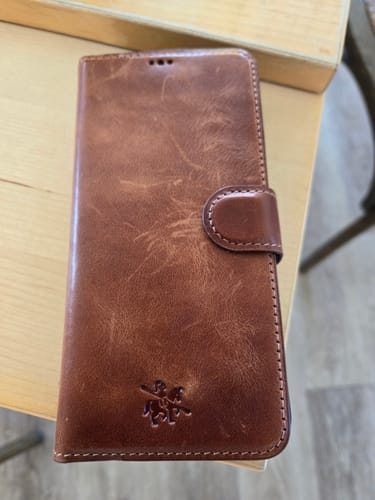 Customer photo review of Florence-flex RFID Blocking Leather Wallet Case for Samsung Galaxy S21 FE