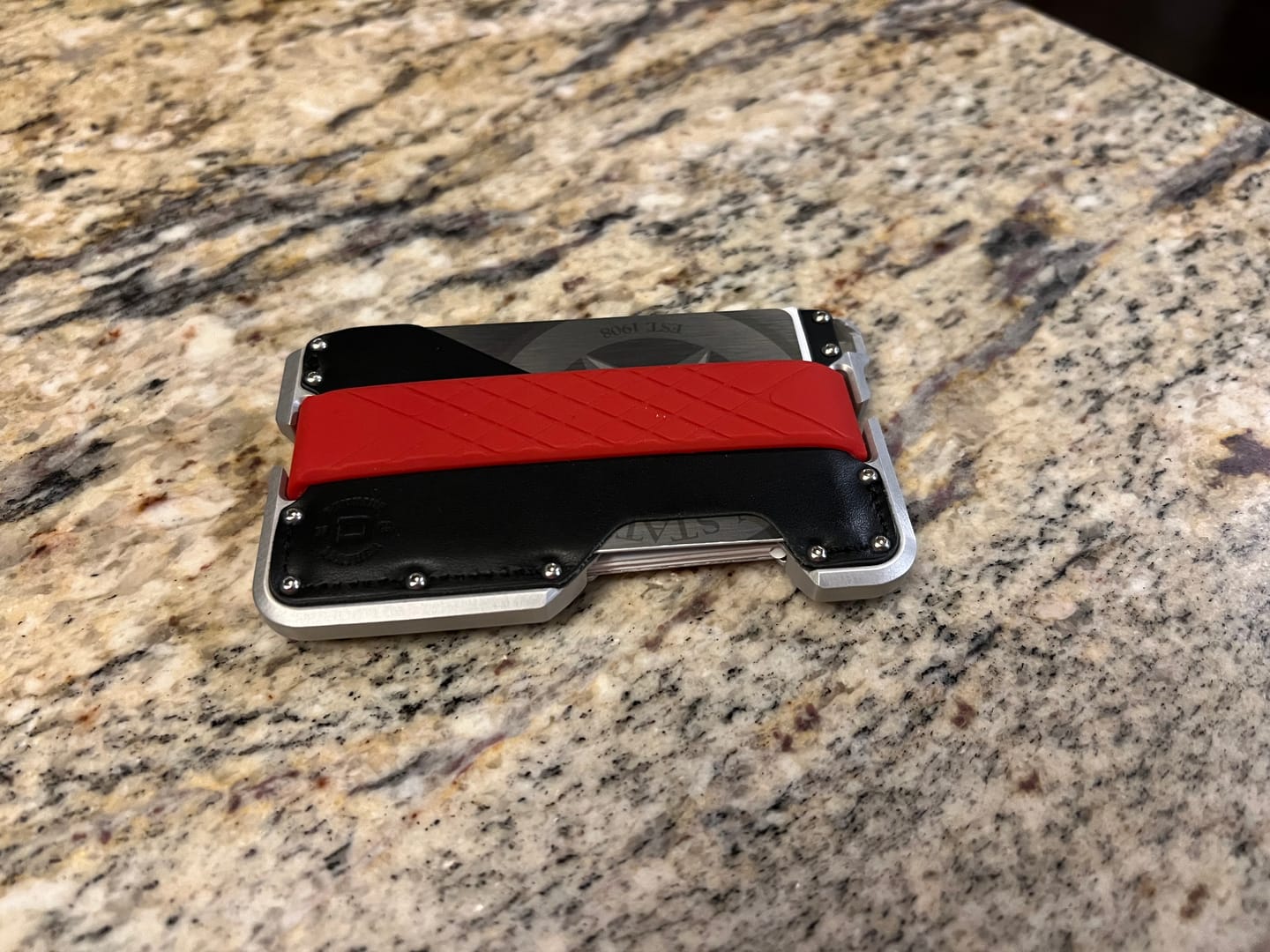 Customer photo review of HORIZONTAL WALLET BANDS (D-Series and T-Series Wallets)