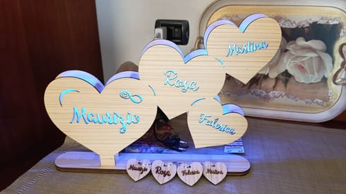 Customer photo review of Lampada Cuore Mio Personalizzata con Nomi della Famiglia o Coppia