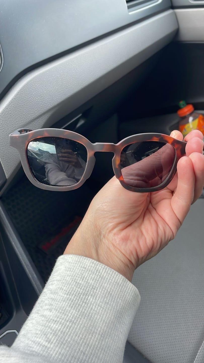 Customer photo review of Thom Tortoise