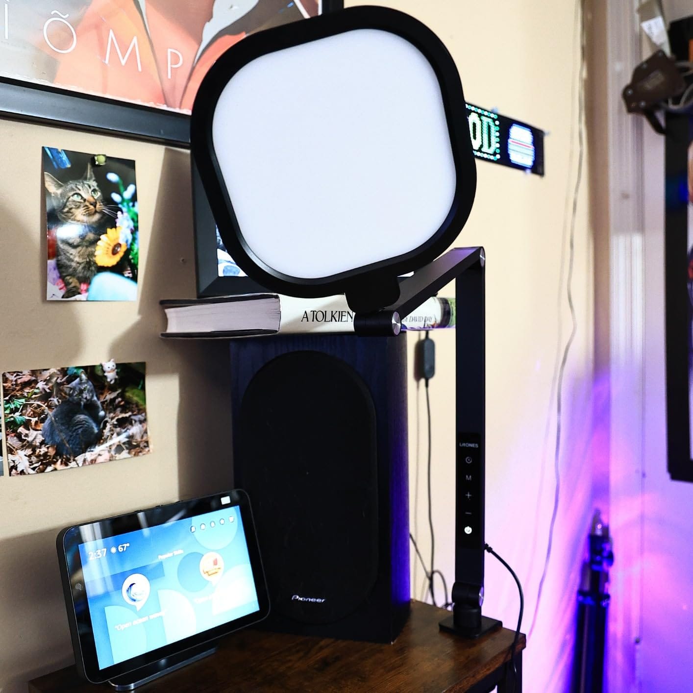 Customer photo review of Square 3 Plus 2-Pack Desk Lamps: Illuminate Your Workspace with Style