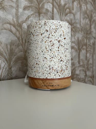 Customer photo review of Living Green- Geurwolkje® Aroma Diffuser - Terrazzo Ovaal - 200 ml