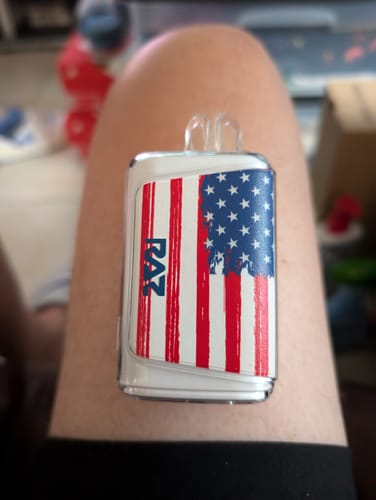 Customer photo review of RAZ DC25000 Disposable Vape (5%, 25000 Puffs)