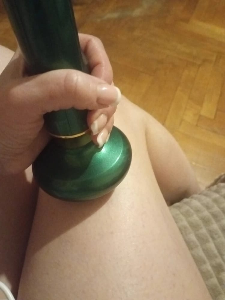 Customer photo review of Revimus Anti-Cellulite Massager