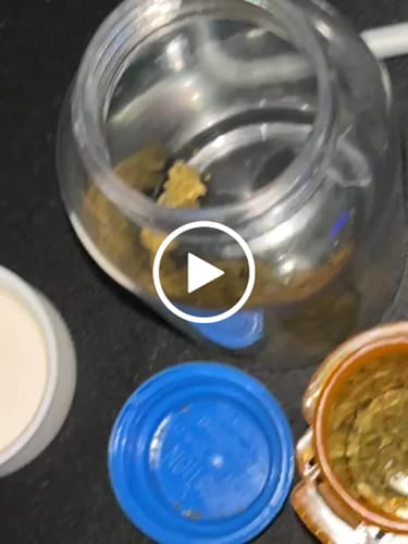 Customer video review of FREE THCa Micros