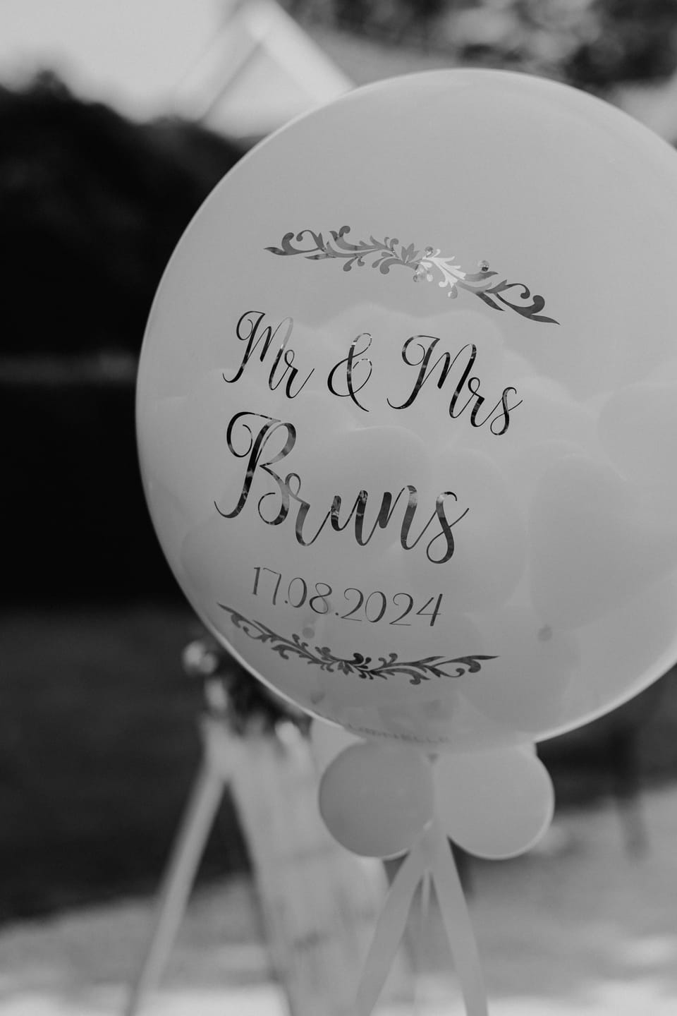 Customer photo review of Standesamt Pop Up Ballon mit Herzballons gefüllt (personalisiert) Nur auf Abholung!