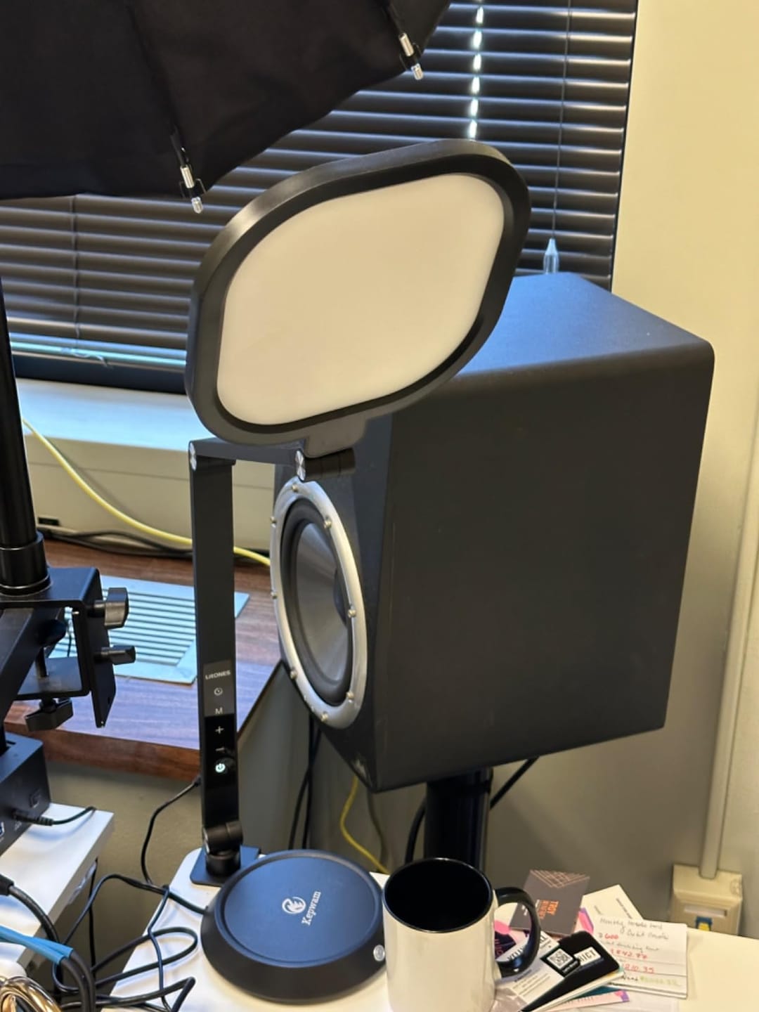 Customer photo review of Square 3 Plus 2-Pack Desk Lamps: Illuminate Your Workspace with Style