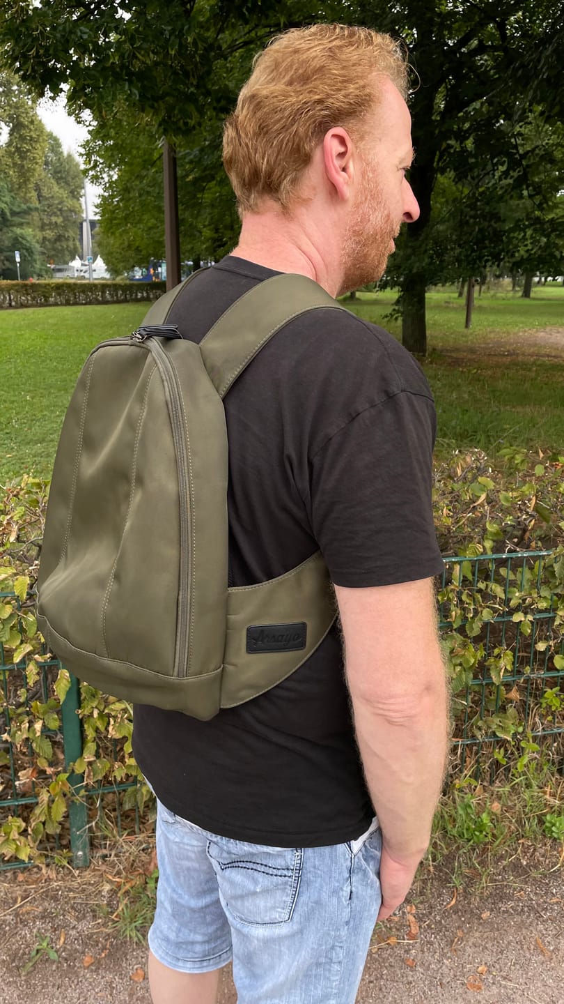 Customer photo review of Le sac à dos Nomade. Sécurisé et Végane