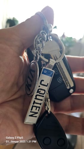 Customer photo review of Kennzeichen Schlüsselanhänger Mini Nummernschild Metall