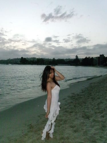 Customer photo review of Textured solid o ring self tie backless tube 3 piece swimwear