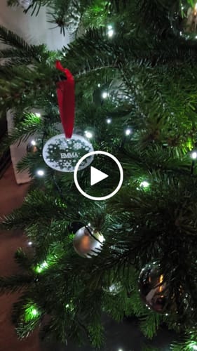 Customer video review of Weihnachtsdeko mit Schneeflocken