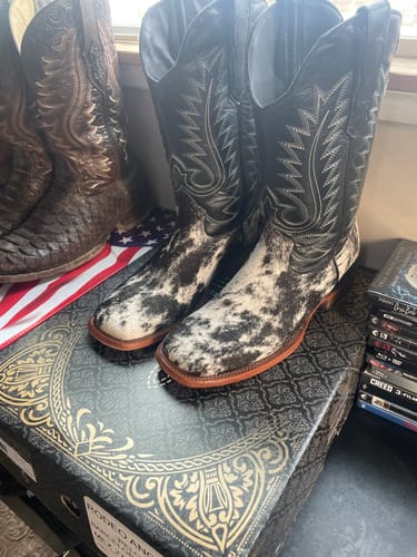 Customer photo review of Cowhide Leather Boots With Black Shaft — Square Toe