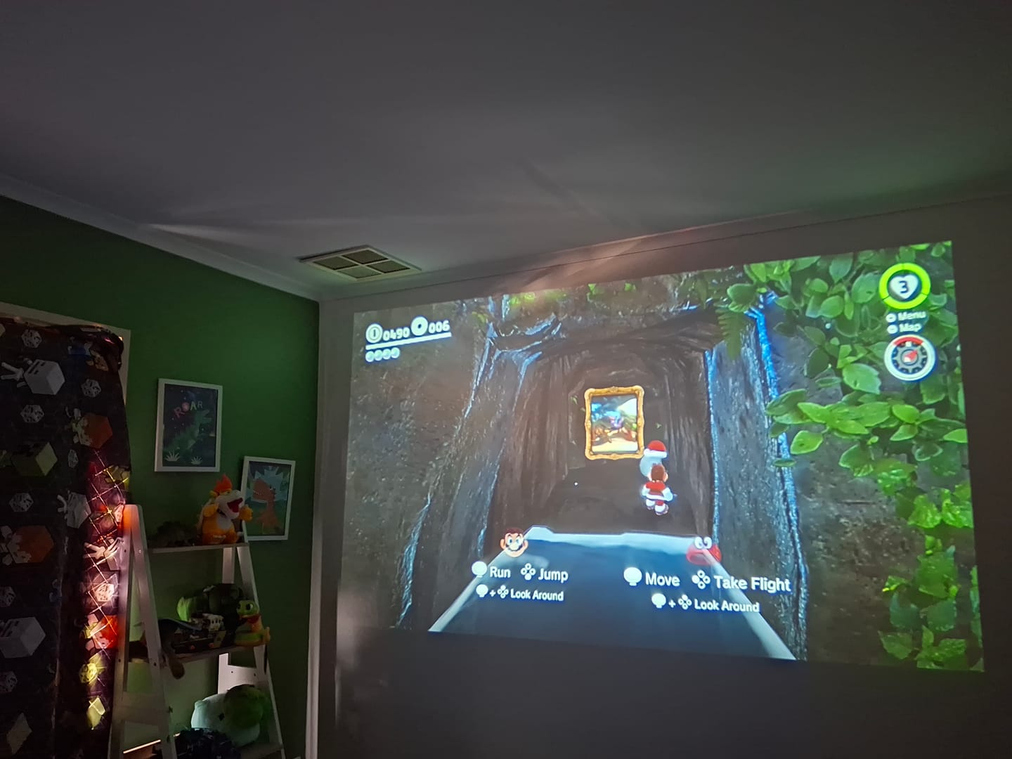 Customer photo review of MovieHub™ Ultra HD Projector + FREE Projector Screen