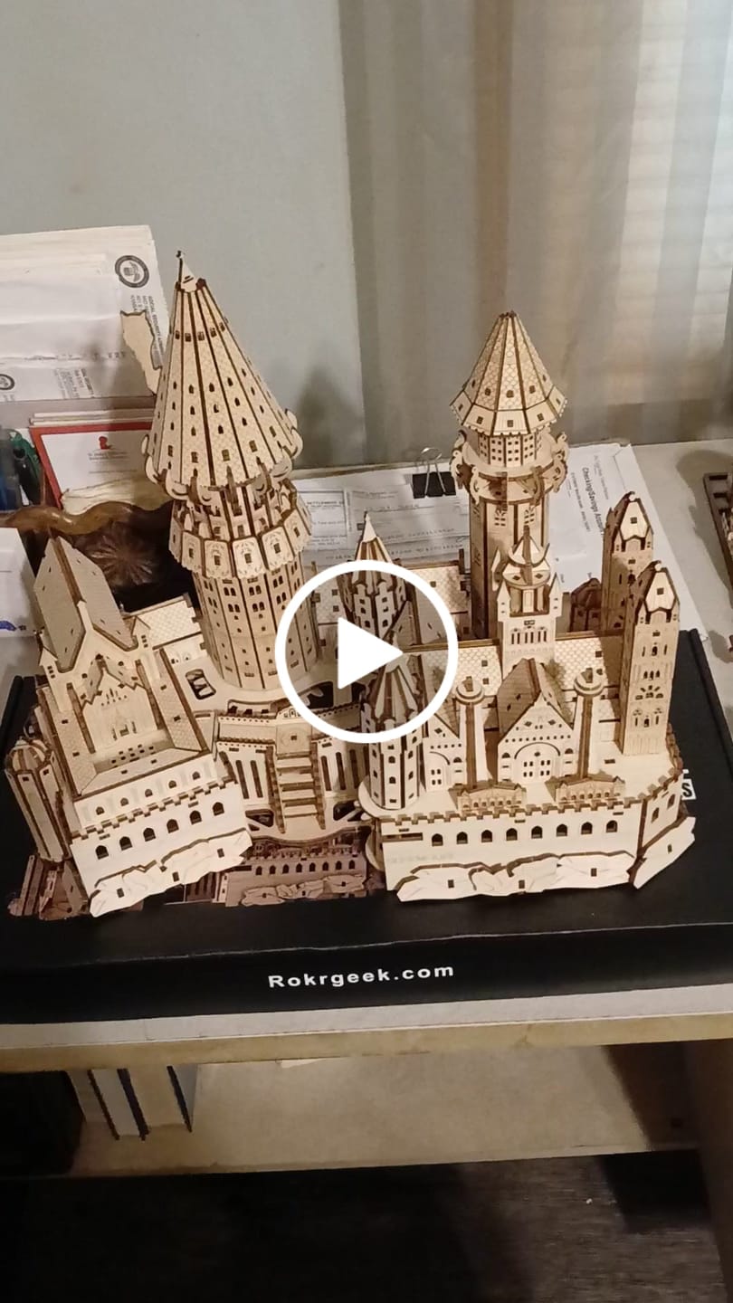 Customer video review of Rokrgeek Magic School Music Box 3D Wooden Puzzle