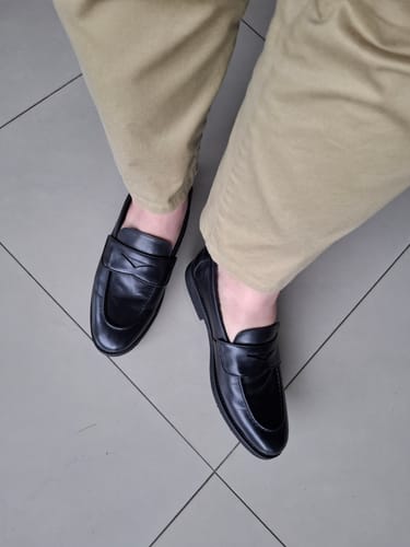 Customer photo review of Wayne Penny Loafer - Solid Black Leather (Crepe Sole)