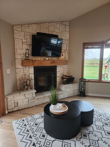 Customer photo review of Modern 3" Thick Floating Shelves