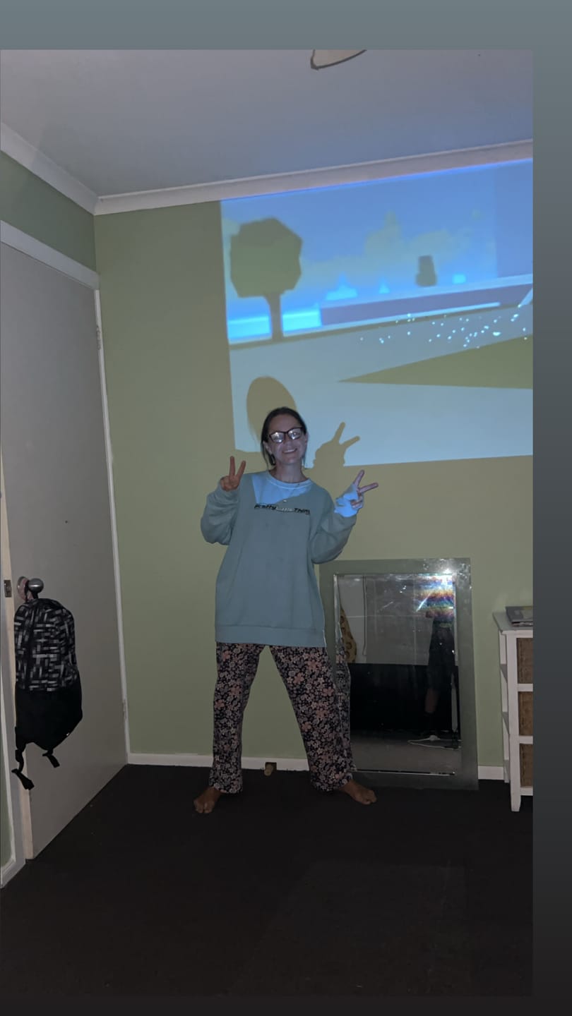Customer photo review of MovieHub™ Ultra HD Projector + FREE Projector Screen